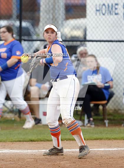 Thumbnail 3 in Thorsby vs Chilton County (Chilton County Tournament) photogallery.