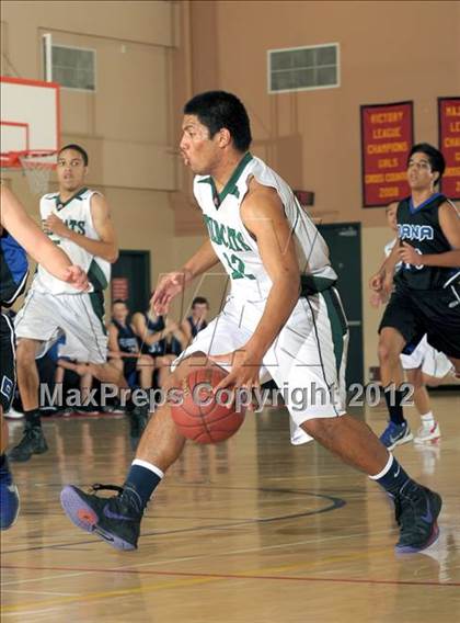 Thumbnail 3 in Dana Hills vs. Twentynine Palms (MaxPreps Holiday Classic) photogallery.