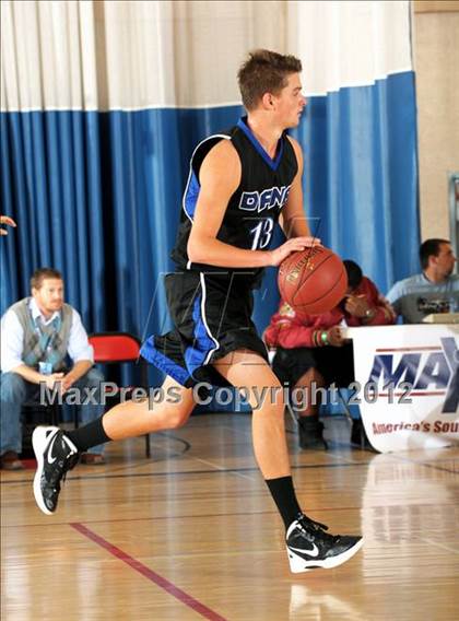 Thumbnail 3 in Dana Hills vs. Twentynine Palms (MaxPreps Holiday Classic) photogallery.