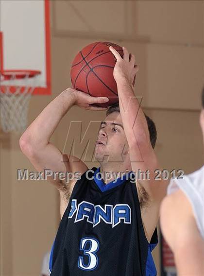 Thumbnail 1 in Dana Hills vs. Twentynine Palms (MaxPreps Holiday Classic) photogallery.