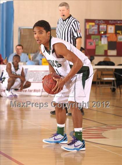 Thumbnail 2 in Dana Hills vs. Twentynine Palms (MaxPreps Holiday Classic) photogallery.