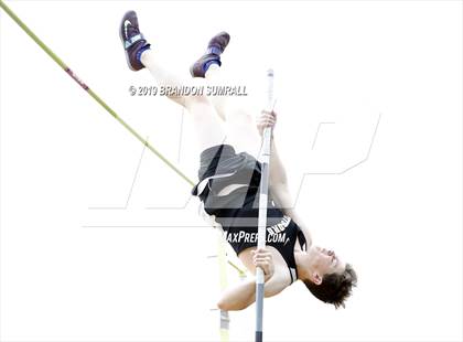 Thumbnail 3 in Scottsboro Invitational (Pole Vault) photogallery.