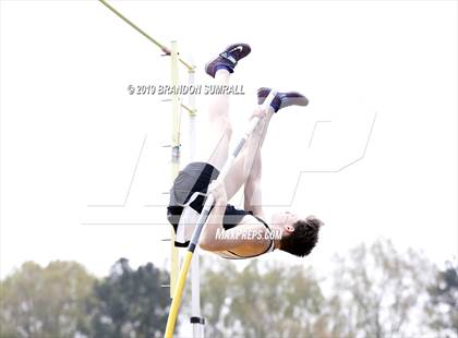 Thumbnail 2 in Scottsboro Invitational (Pole Vault) photogallery.