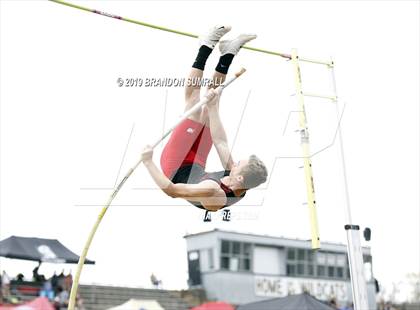 Thumbnail 2 in Scottsboro Invitational (Pole Vault) photogallery.