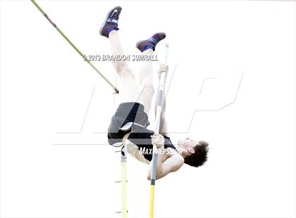 Thumbnail 1 in Scottsboro Invitational (Pole Vault) photogallery.