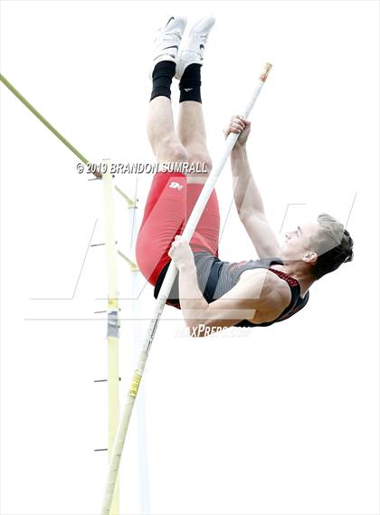 Thumbnail 2 in Scottsboro Invitational (Pole Vault) photogallery.