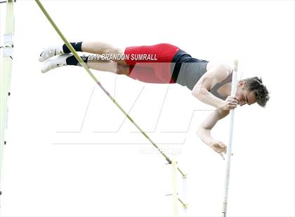 Thumbnail 2 in Scottsboro Invitational (Pole Vault) photogallery.