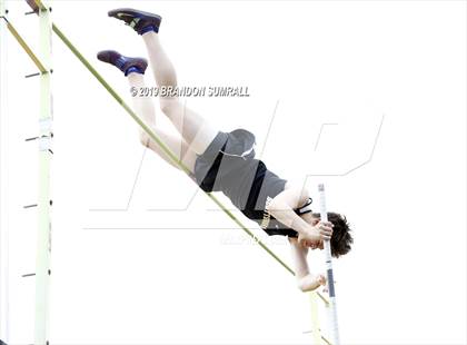 Thumbnail 1 in Scottsboro Invitational (Pole Vault) photogallery.