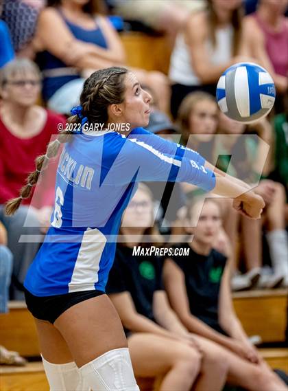 Thumbnail 2 in Whitney @ Rocklin photogallery.