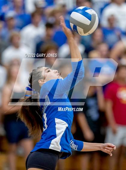 Thumbnail 1 in Whitney @ Rocklin photogallery.
