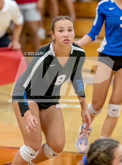 Thumbnail 3 in Whitney @ Rocklin photogallery.