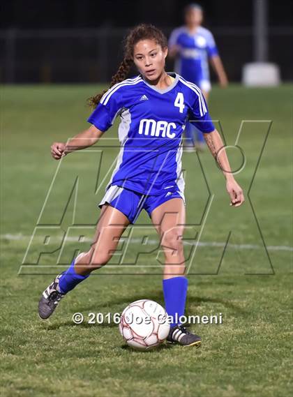Thumbnail 3 in Lee [Robert E.] vs MacArthur [Douglas] (Blossom Athletic Center) photogallery.