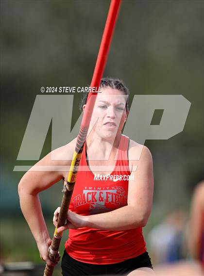 Thumbnail 1 in Eagle Relays (Pole Vault) photogallery.