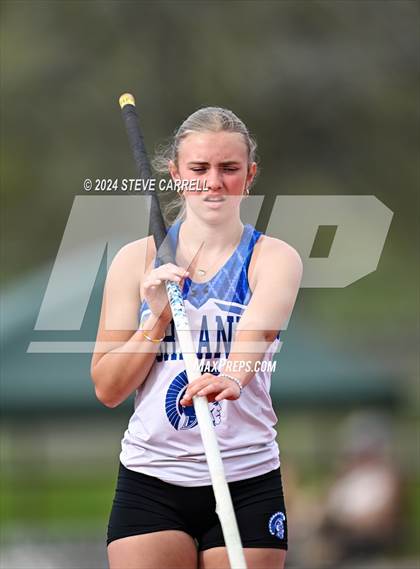 Thumbnail 1 in Eagle Relays (Pole Vault) photogallery.