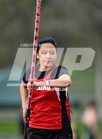 Thumbnail 2 in Eagle Relays (Pole Vault) photogallery.