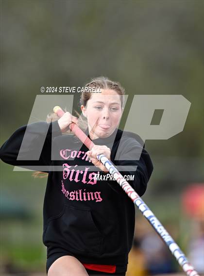 Thumbnail 3 in Eagle Relays (Pole Vault) photogallery.