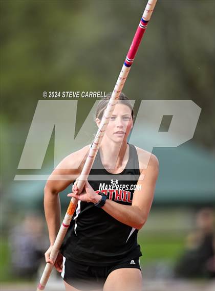 Thumbnail 1 in Eagle Relays (Pole Vault) photogallery.