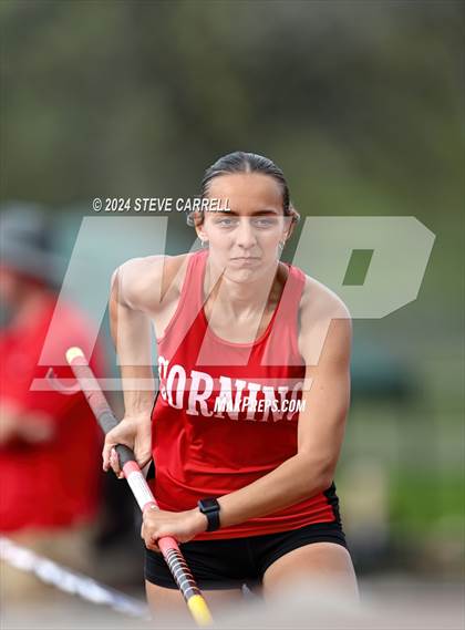 Thumbnail 2 in Eagle Relays (Pole Vault) photogallery.