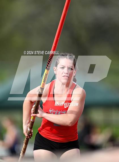Thumbnail 3 in Eagle Relays (Pole Vault) photogallery.
