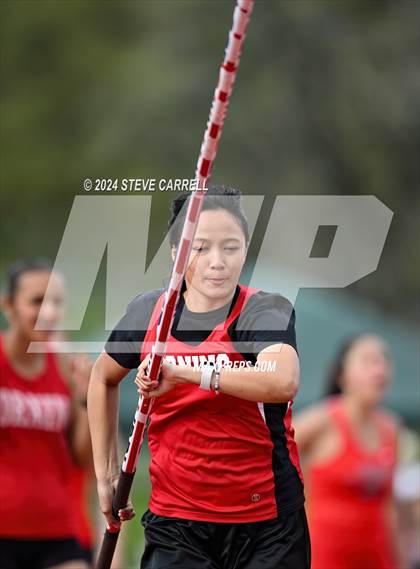 Thumbnail 1 in Eagle Relays (Pole Vault) photogallery.