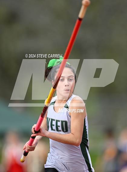 Thumbnail 3 in Eagle Relays (Pole Vault) photogallery.