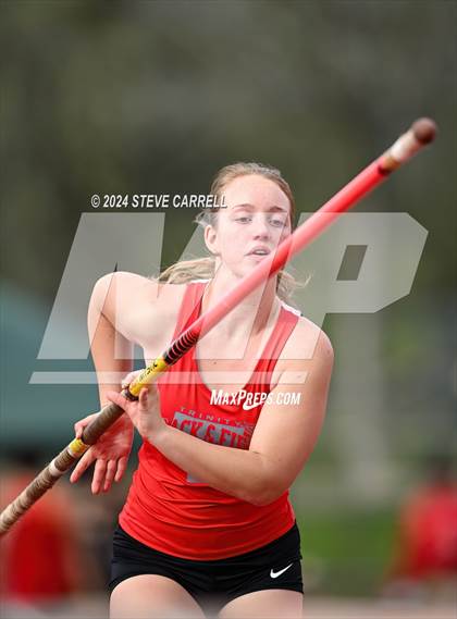 Thumbnail 1 in Eagle Relays (Pole Vault) photogallery.