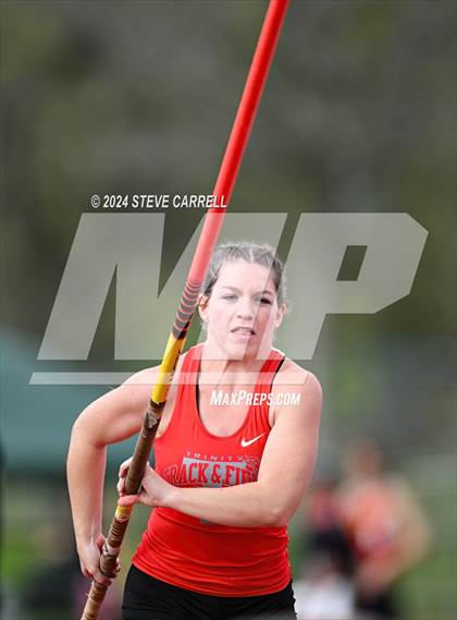 Thumbnail 3 in Eagle Relays (Pole Vault) photogallery.