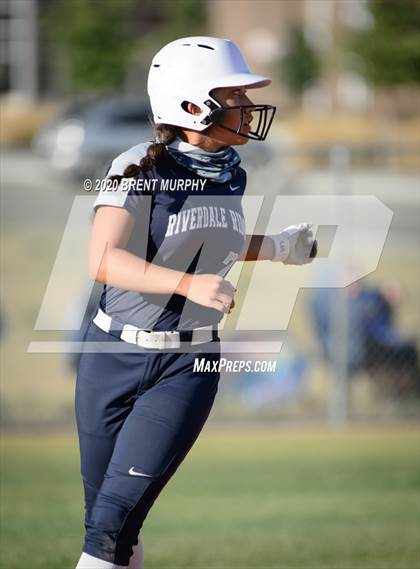 Thumbnail 1 in Berthoud @ Riverdale Ridge photogallery.