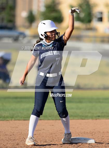 Thumbnail 2 in Berthoud @ Riverdale Ridge photogallery.