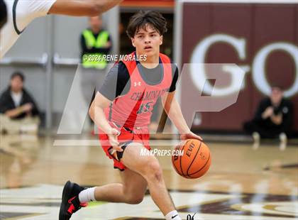 Thumbnail 2 in Chaminade vs St Francis photogallery.