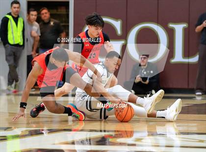 Thumbnail 3 in Chaminade vs St Francis photogallery.
