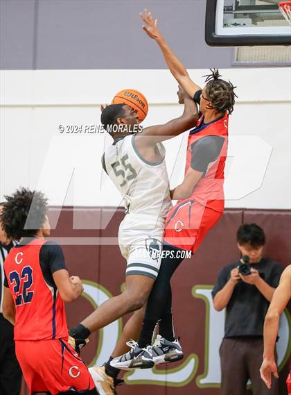 Thumbnail 1 in Chaminade vs St Francis photogallery.