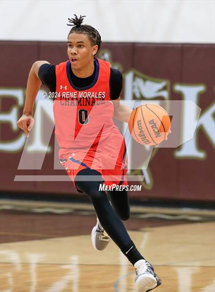 Thumbnail 3 in Chaminade vs St Francis photogallery.