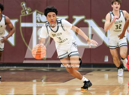 Thumbnail 2 in Chaminade vs St Francis photogallery.