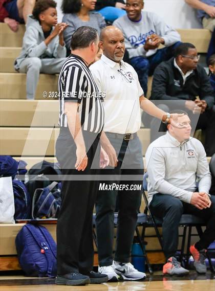 Thumbnail 3 in Chaminade vs St Francis photogallery.