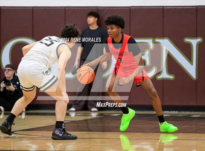 Thumbnail 3 in Chaminade vs St Francis photogallery.