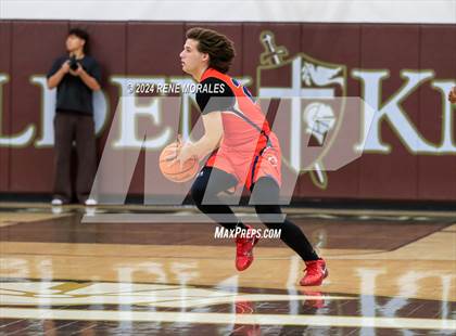 Thumbnail 2 in Chaminade vs St Francis photogallery.