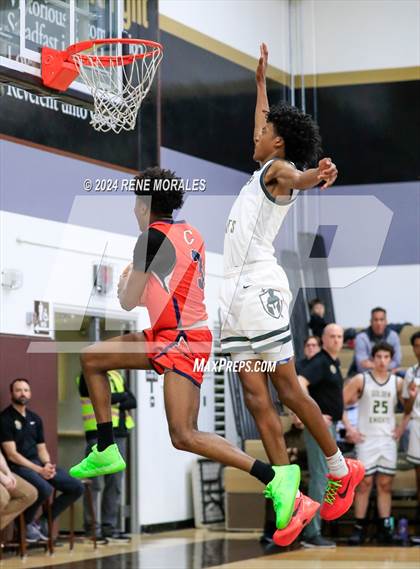 Thumbnail 3 in Chaminade vs St Francis photogallery.