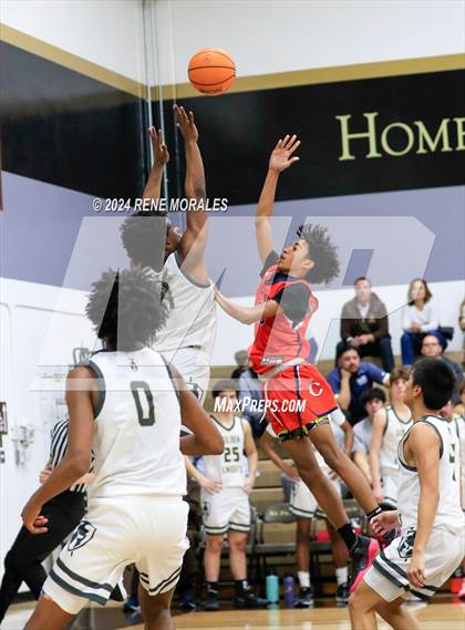 Thumbnail 3 in Chaminade vs St Francis photogallery.