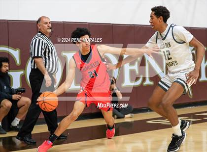 Thumbnail 3 in Chaminade vs St Francis photogallery.