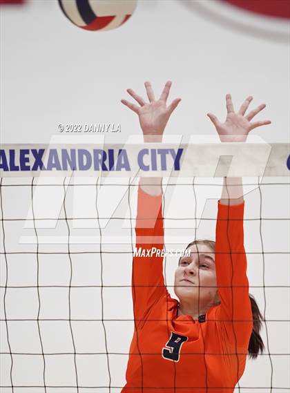 Thumbnail 1 in West Springfield @ Alexandria City photogallery.