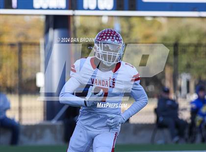 Thumbnail 1 in Sunnyvale vs. Van (UIL 4A Div 2 Regional Round) photogallery.
