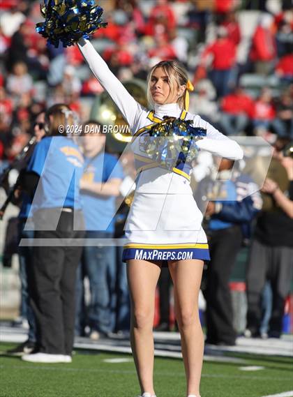Thumbnail 1 in Sunnyvale vs. Van (UIL 4A Div 2 Regional Round) photogallery.