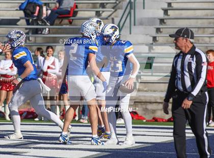 Thumbnail 1 in Sunnyvale vs. Van (UIL 4A Div 2 Regional Round) photogallery.