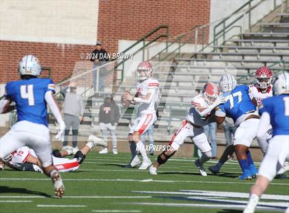 Thumbnail 3 in Sunnyvale vs. Van (UIL 4A Div 2 Regional Round) photogallery.