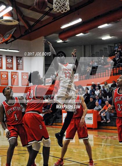 Thumbnail 2 in Decatur @ Grissom photogallery.