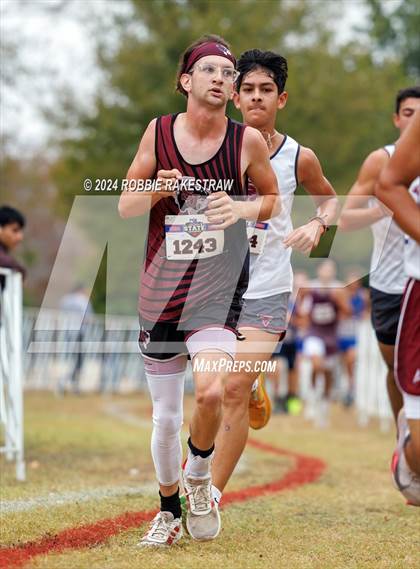 Thumbnail 3 in UIL Cross Country 1A Finals (5K) photogallery.