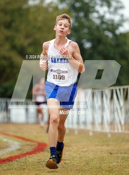 Thumbnail 3 in UIL Cross Country 1A Finals (5K) photogallery.