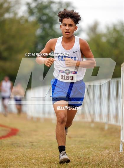 Thumbnail 2 in UIL Cross Country 1A Finals (5K) photogallery.