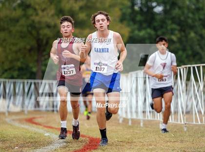 Thumbnail 2 in UIL Cross Country 1A Finals (5K) photogallery.